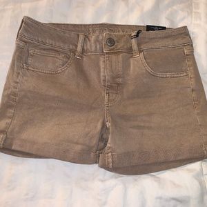 AE Women's Tan Twill Midi Shorts